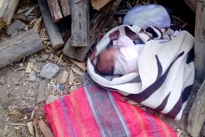 إقليم تارودانت: العثور على رضيعة تركتها والدتها تحت شجرة بجماعة زاوية سيدي طاهر