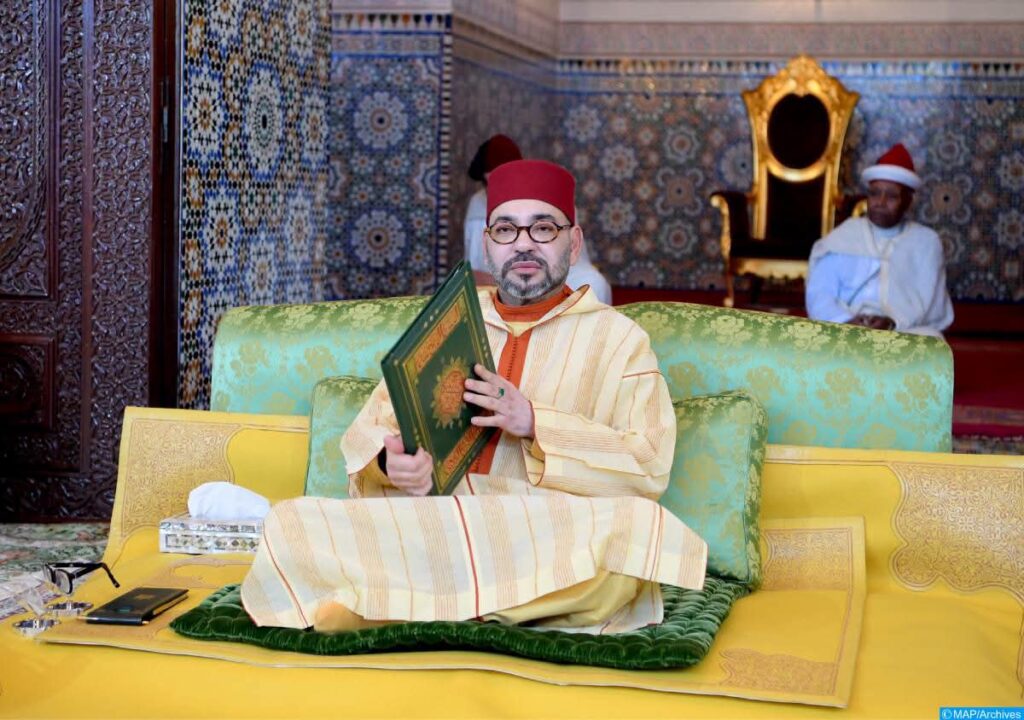 أمير المؤمنين صاحب الجلالة الملك محمد السادس يترأس اليوم بالرباط حفلا دينيا بمناسبة الذكرى 28 لوفاة جلالة المغفور له الملك الحسن الثاني